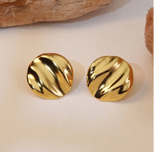 Golden dune earrings